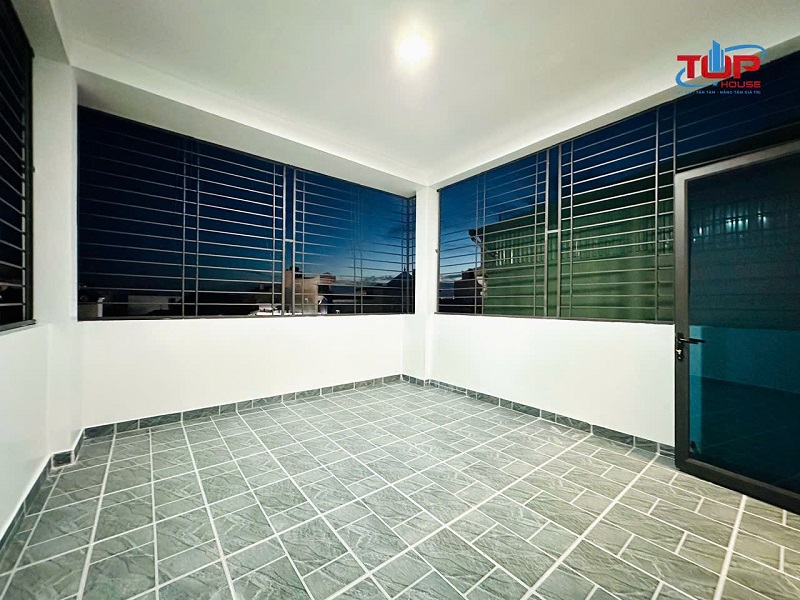 BÁN NHÀ PHỐ TÔ HIỆU HẢI PHÒNG – 6,5 TỶ CÓ NGAY NHÀ ĐẸP 4 TẦNG, FULL NỘI THẤT, HỒ CÁ KOI